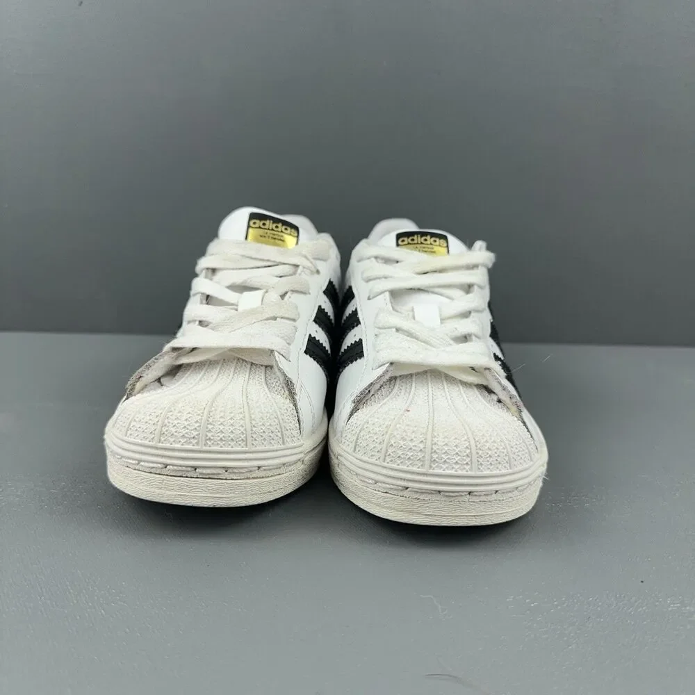 Adidas Kids Size 1 Superstar Shell Toe Sneakers White Black 3 Stripe 789002